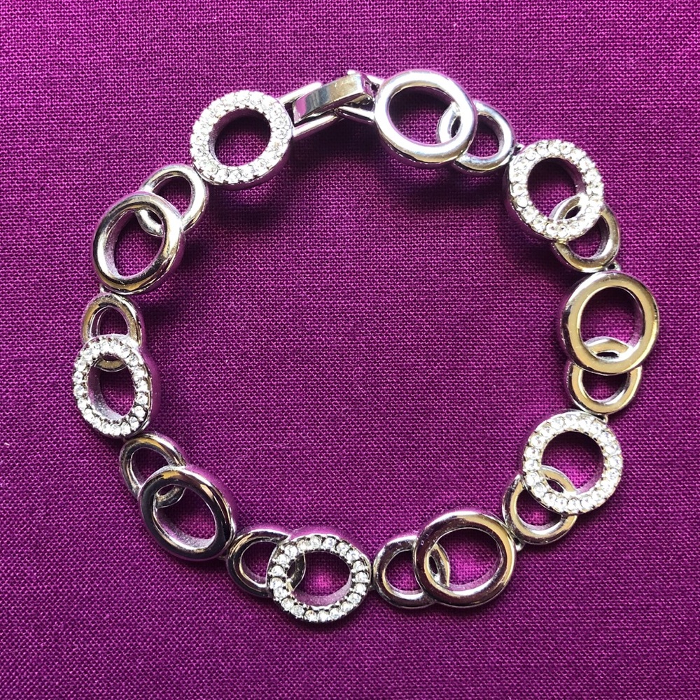 Lia Sophia circles bracelet